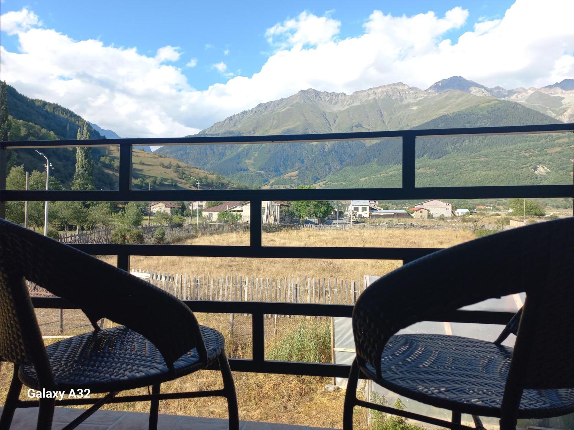 Ninama Hotel Mestia Exterior photo