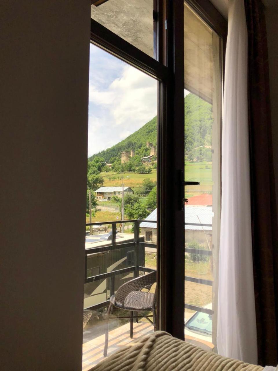 Ninama Hotel Mestia Exterior photo